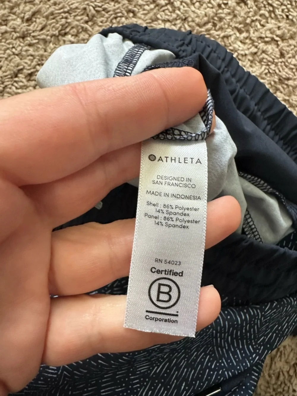 Athleta Baja Navy Blue Printed Shorts Drawstring Waist Pockets Size 6
